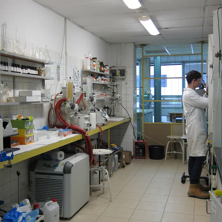 Photo of lab 203B