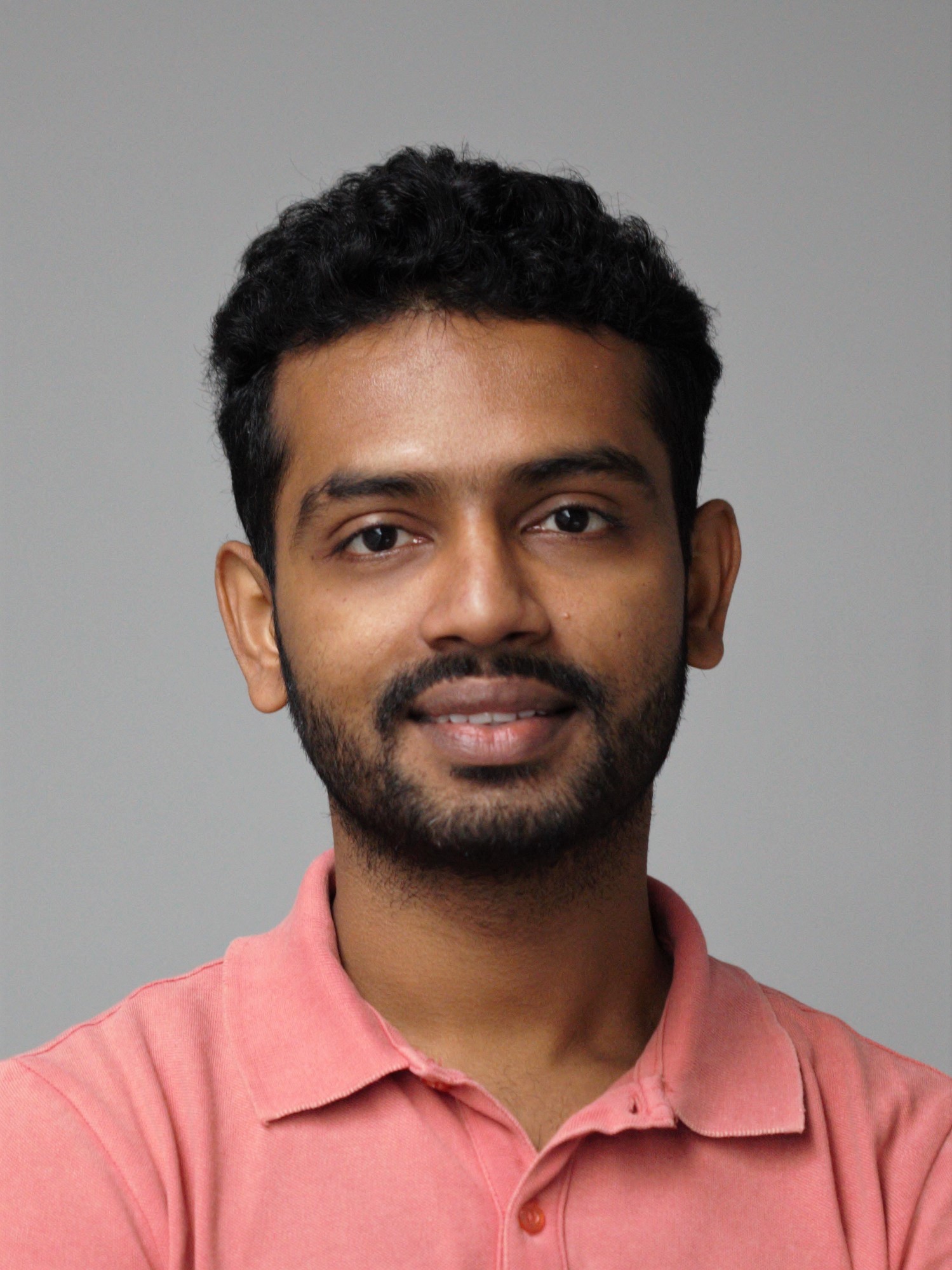 Portrait of Senthilkumar Kabali.