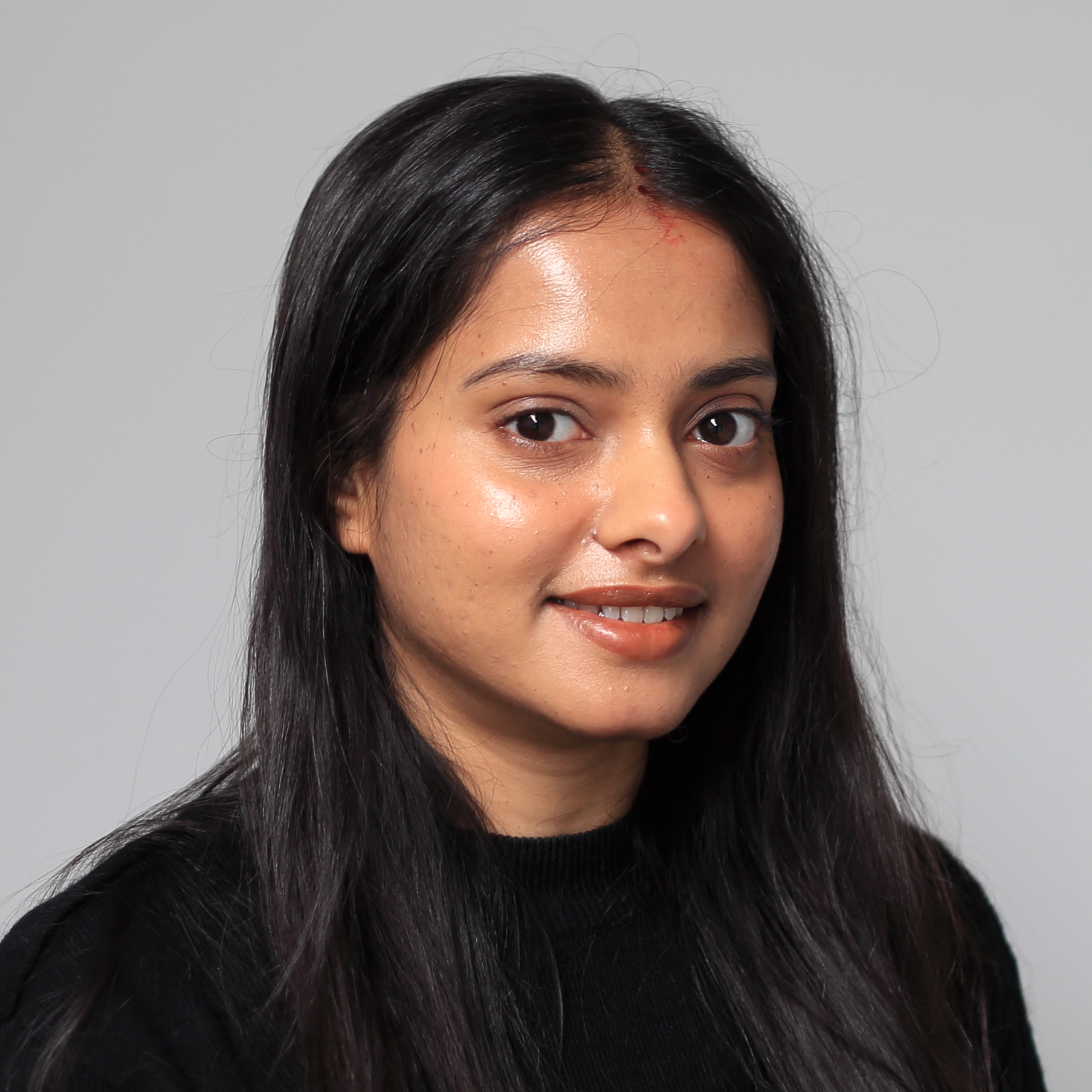 Portrait of Lona Dutta.